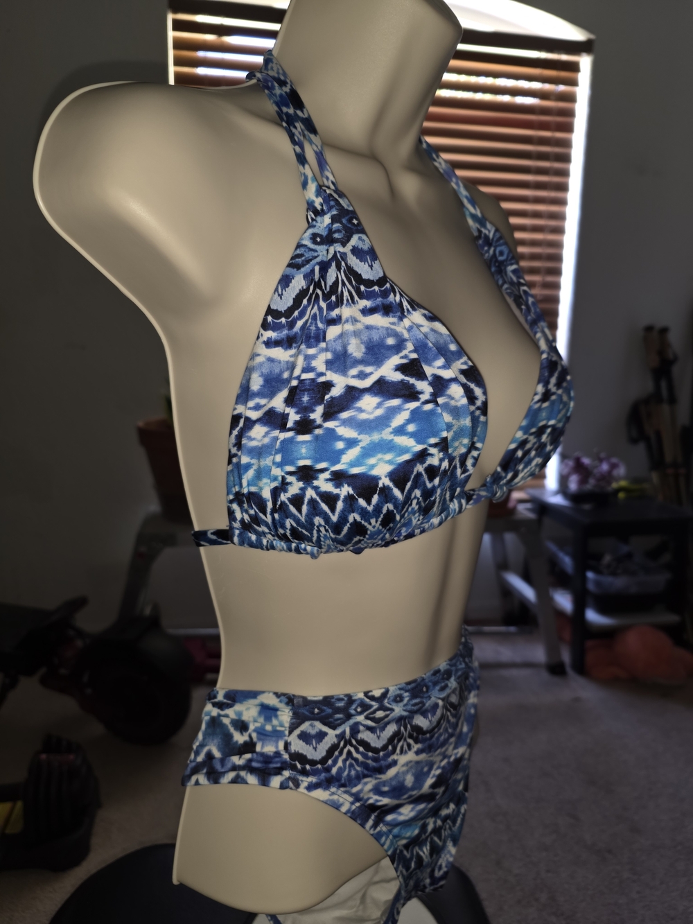 La Blanca Bikini Set - Picture 2 of 6
